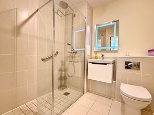 Photo 12- click for photo gallery